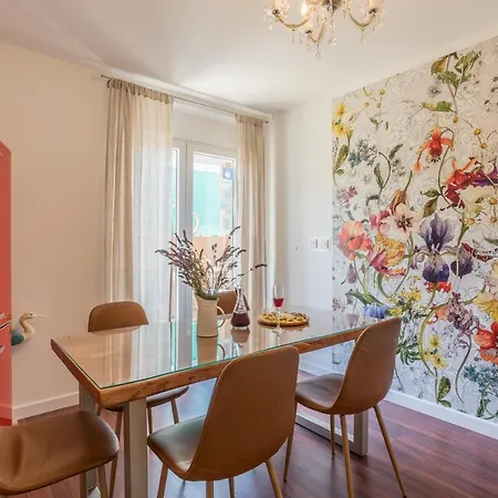 Dalmatian 230m2 With Pool And Garden Near The Old Town For Families Σπλιτ
