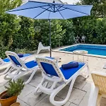 Dalmatian 230m2 With Pool And Garden Near The Old Town For Families Lägenhet Split