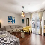Dalmatian 230m2 With Pool And Garden Near The Old Town For Families Lägenhet *