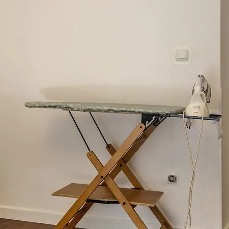 Dalmatian 230m2 With Pool And Garden Near The Old Town For Families Split