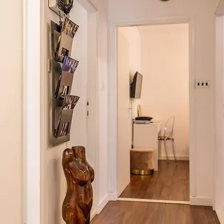 Dalmatian 230m2 With Pool And Garden Near The Old Town For Families Lejlighed