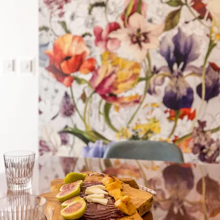 Dalmatian 230m2 With Pool And Garden Near The Old Town For Families