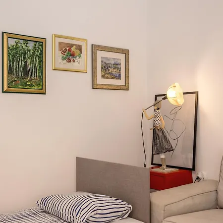 Dalmatian 230m2 With Pool And Garden Near The Old Town For Families * Spalato