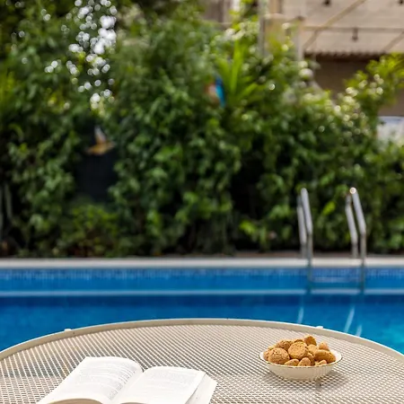 Dalmatian 230m2 With Pool And Garden Near The Old Town For Families * Spalato